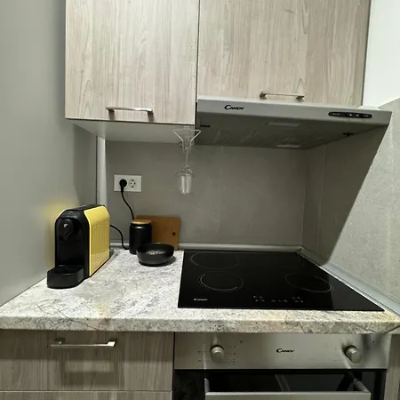 Elegant Escape 2 * Bükreş